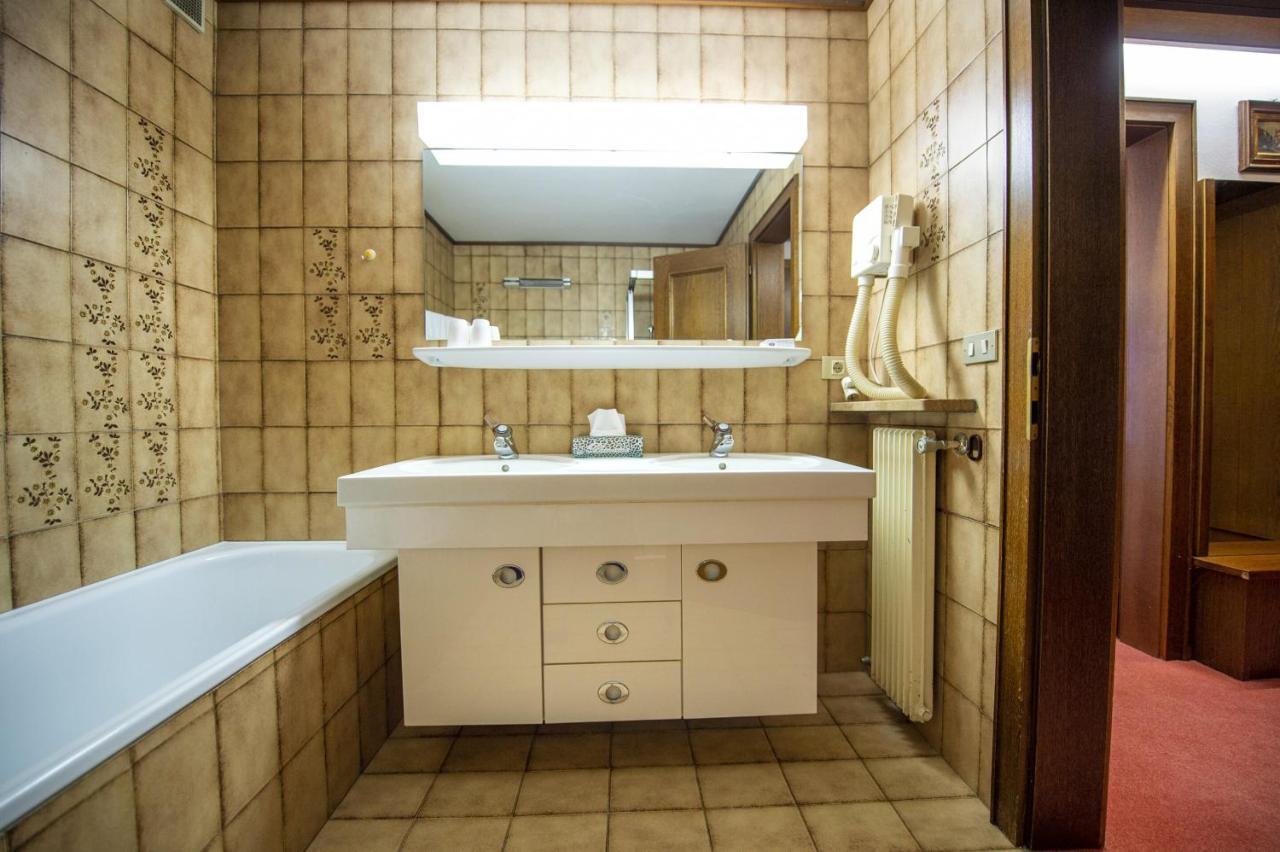 Apartments Meisules Ortisei Ngoại thất bức ảnh