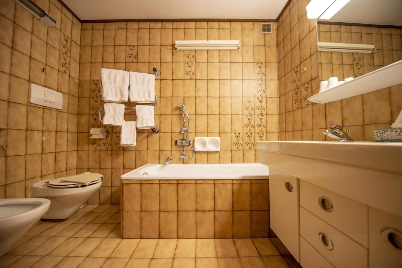 Apartments Meisules Ortisei Ngoại thất bức ảnh
