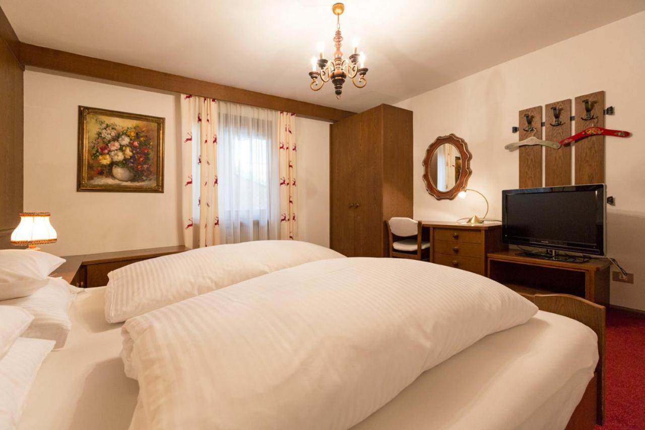 Apartments Meisules Ortisei Ngoại thất bức ảnh